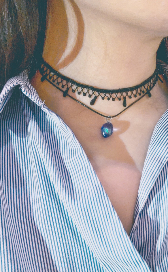 Mermaid Teardrop choker 人魚淚琉璃晶石鎖骨鏈 (白色) 第2張的照片