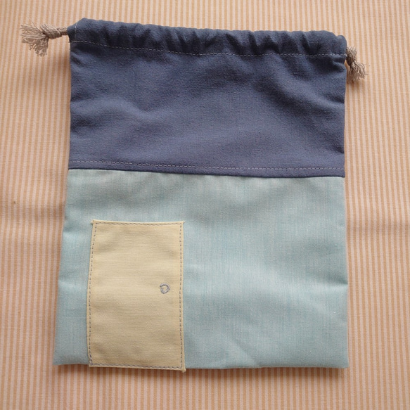 コップ袋/おうち型巾着【青】（乾きやすい一枚仕立て） 4枚目の画像