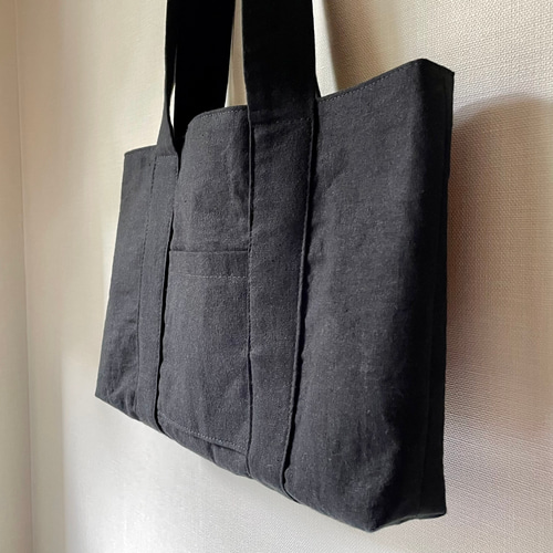 黒コットンリネンの横トートバッグ ファスナー内ポケット付き【送料