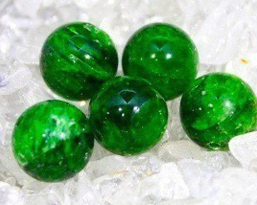 天然石 ブラジル産 クロムダイオプサイト原石 340g 天然ダイオプサイト(Chrome Diopside) クロムダイオプサイト