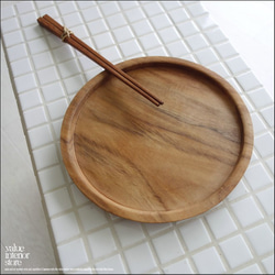 無垢材 サークルプレート20cm 木皿 ディッシュ 木の食器 パンプレート 中皿 ウッドディッシュ 木の皿 和食器 6枚目の画像