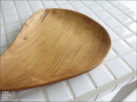 チークPEARトレイ 自然食器 小皿 洋梨ウッドディッシュ 木皿 小物入れ ナチュラル 手作り 天然木 無垢 ミネラルオ 5枚目の画像