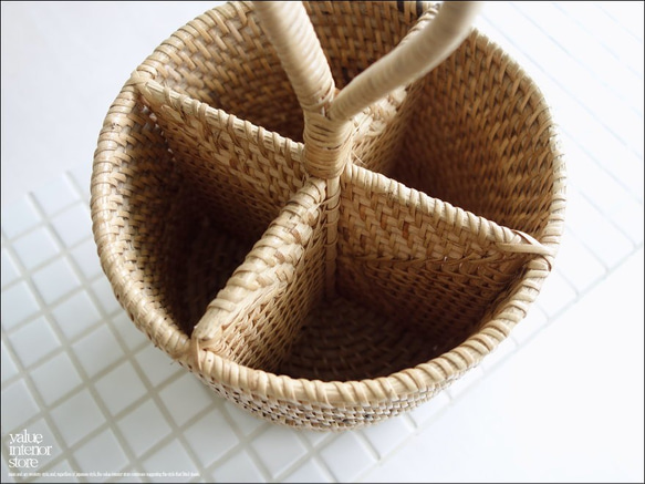 ラタンマルチスタンドNA カトラリースタンド 手編み 小物入れ 取っ手付キッチン収納 ナチュラル キッチン小物 籐 2枚目の画像