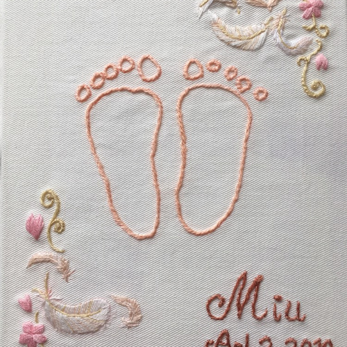 足型刺繍❁.*･ﾟ 手型 足型  ベビー 出産祝い ギフト 記念品