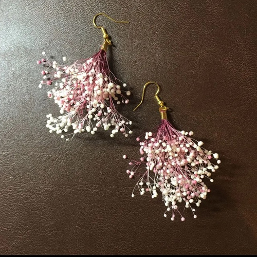 かすみ草ピアス(ピンク×白) ピアス（フープ） yoohyangri 通販｜Creema 