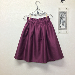 綺麗なワイン色のふんわりタックギャザースカート 2枚目の画像