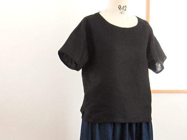 《再販×8》ブラックリネンTブラウス