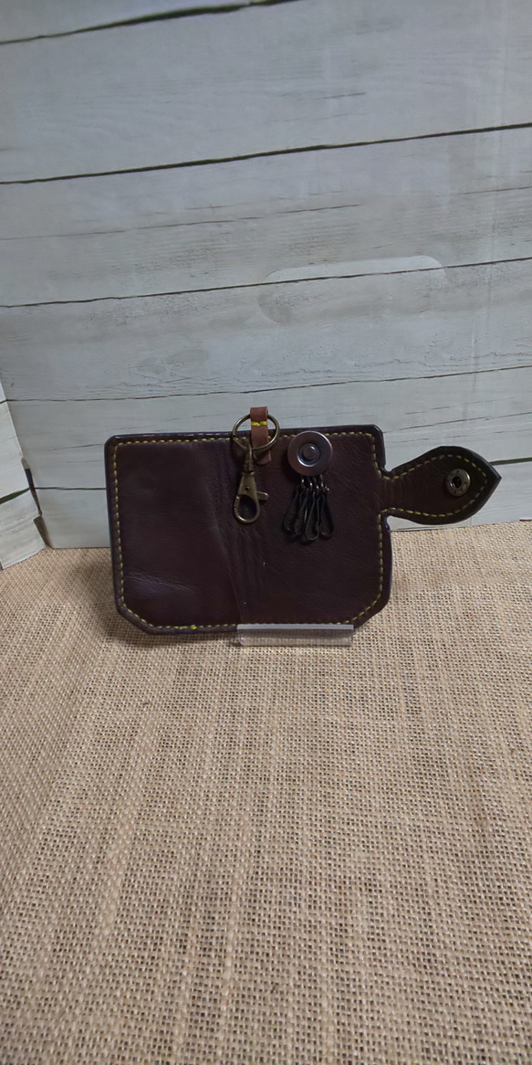 革仕様手縫いキーケース 4枚目の画像