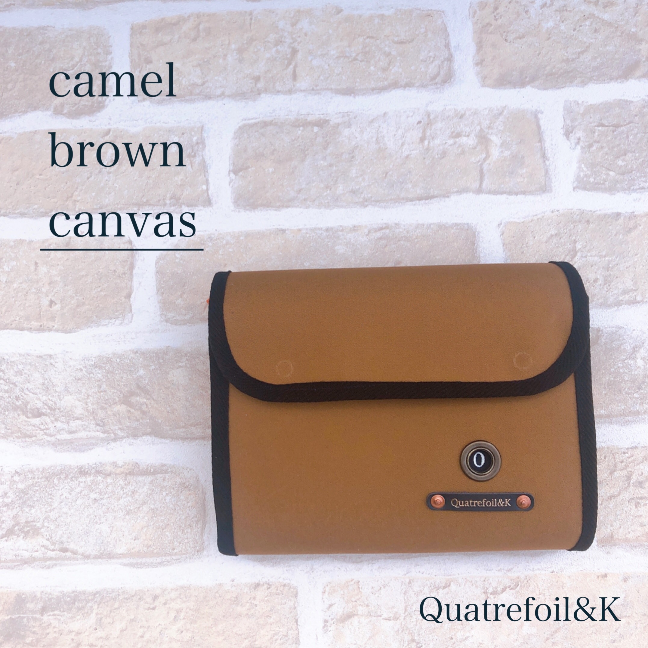 大きいサイズ 質感なめらかキャメルブラウンCANVAS母子手帳メモリーケース　イニシャル入れ4人用　ワイド型 8,970円