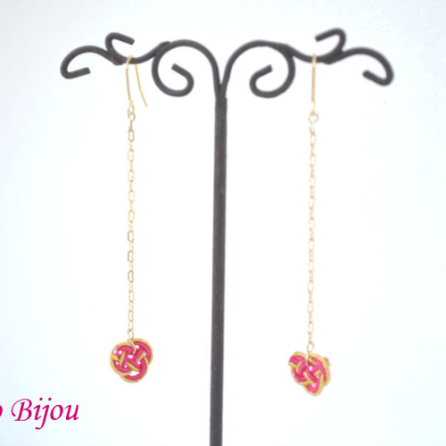 桜色水引アクセサリーmizuhiki あわじ結びピアス ピアス（フック