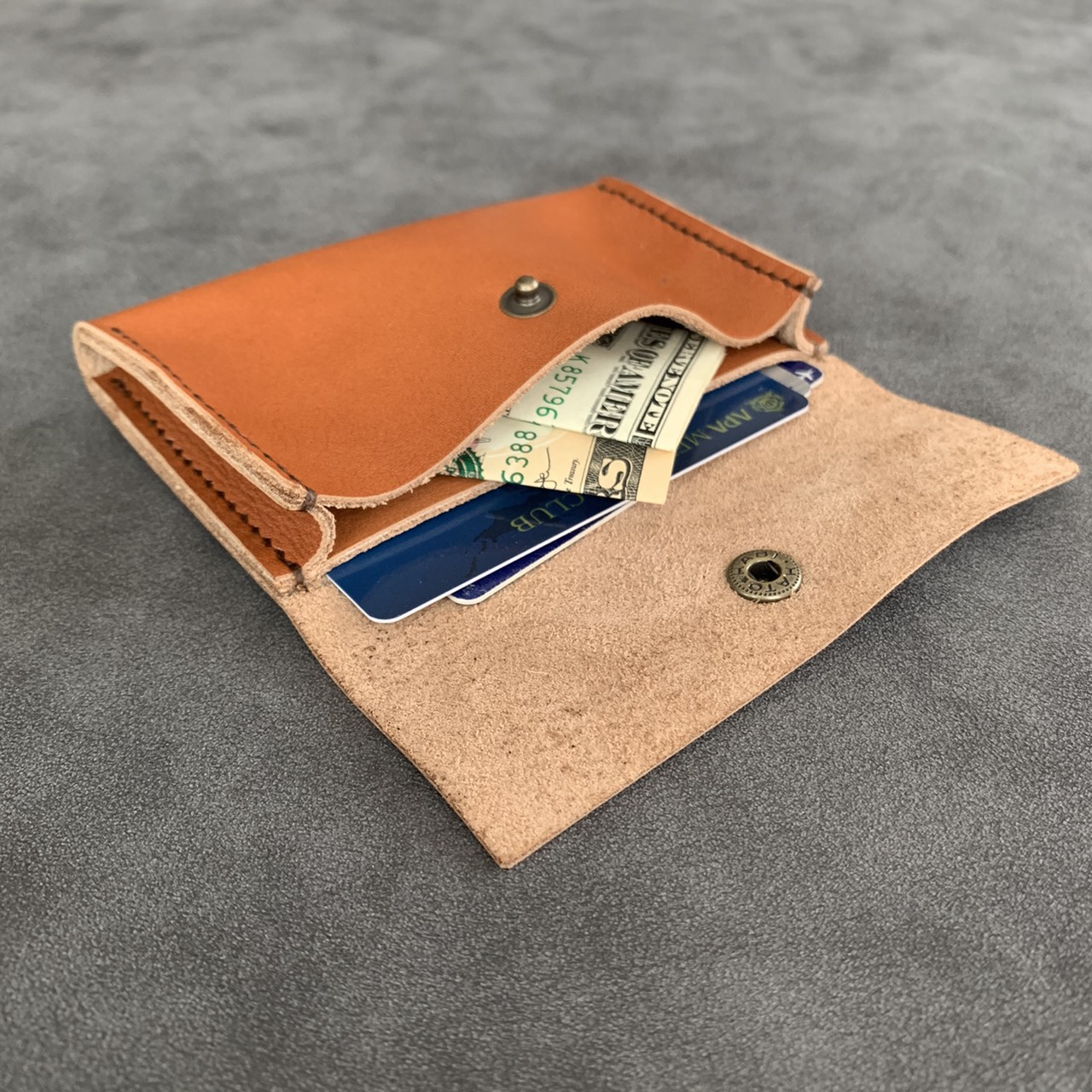 レザークラフト　ハンドメイド　カービング　コンパクト　財布　名刺　カードケース レザークラフト　ハンドメイド　カービング　コンパクト　財布　名刺　カードケース