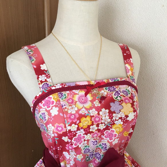 桜吹雪ドレス赤 ネックレスセット 2枚目の画像