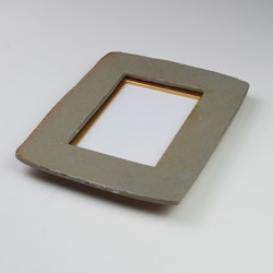 陶器の額縁　ハンドメイド　オリジナルフレーム　一点物（グレイ、金面先） 4枚目の画像