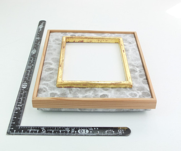 木製額縁　ハンドメイド　オリジナルフレーム　一点物 　和紙 純金箔面先（グレー） 7枚目の画像