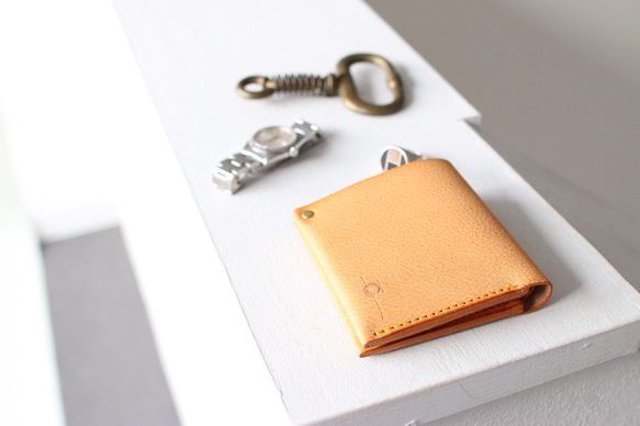 シンプルな二つ折財布/イタリアンレザー 2枚目の画像