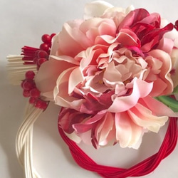 芍薬（ピオニー）お正月飾り・しめ縄飾り【ラタンベース】 5枚目の画像