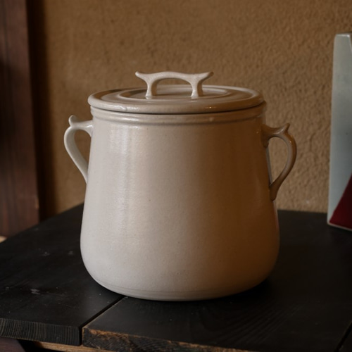 ②加藤さんのつくるシチューポット・白 sale・訳あり品【creema限定】加藤さんのつくるシチューポット