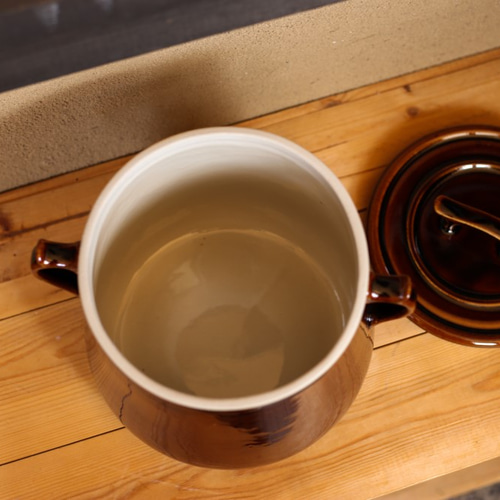 加藤さんのつくるシチューポット・飴茶 （お味噌仕込み・梅干し