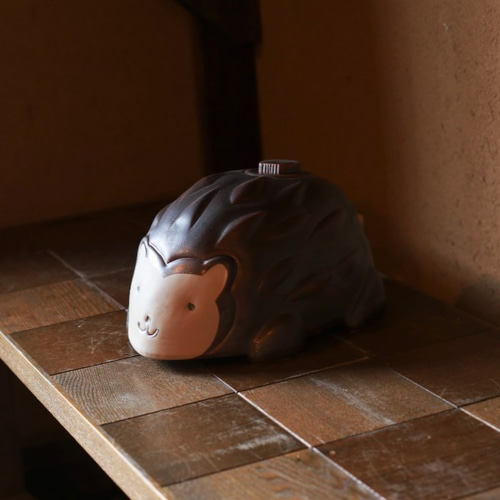 冬の新作【岐阜県多治見産】加藤さんがつくる陶器の湯たんぽ