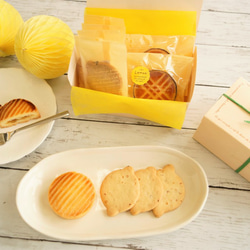＜レモンのお菓子ボックス・ロング＞「レモンのガレット」と「レモンピールクッキー」期間限定のお菓子です。 4枚目の画像