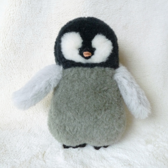 ペンギンの赤ちゃん（グレー）※受注制作 ぬいぐるみ きたむらか