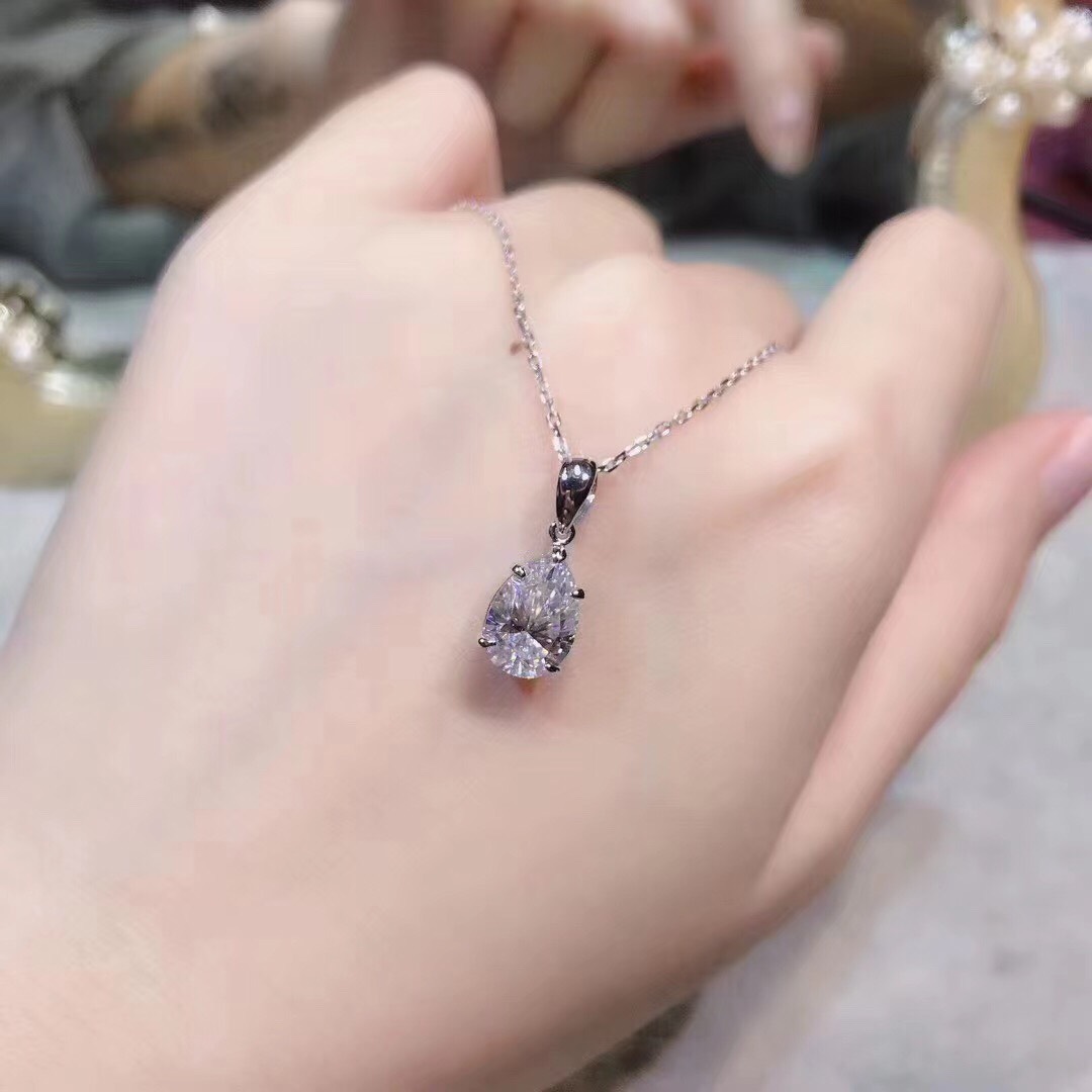 newデザイン】2カラット ペアシェイプ モアサナイト ダイヤ ネックレス  