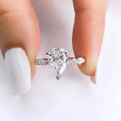 newデザイン】1カラット ペアシェイプ モアサナイト ダイヤ リング  