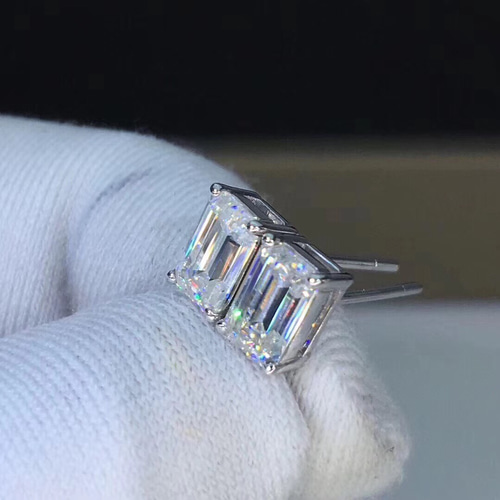 newデザイン】エメラルドモアサナイト ダイヤモンド ピアス k18 ピアス 