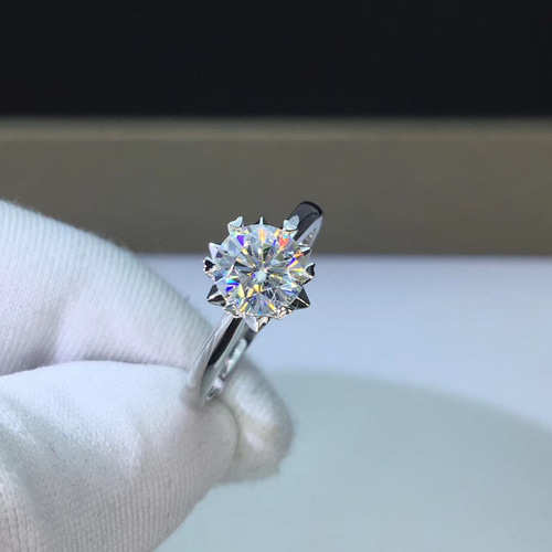 1カラット 】輝くモアサナイト ダイヤモンド リング K18WG 指輪
