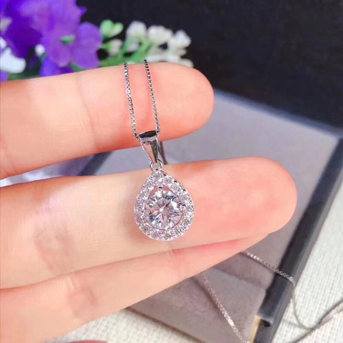 newデザイン】輝くモアサナイト ダイヤモンド ネックレス k18WG