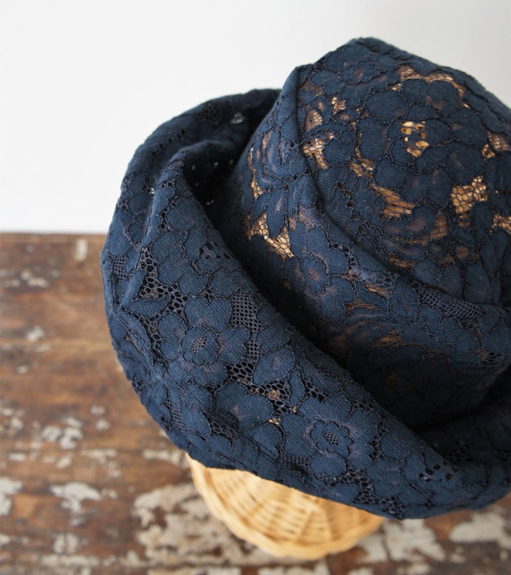 メレンゲ・ハット[コードレース・ネイビー] C3081448navy 10,439円