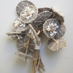 ポンポンフラワー・コサージュ[ベージュホワイト]ponponflowerbeigewhite 2枚目の画像