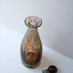 手吹きガラスの蓋付瓶*Hand made glass bottle B 2枚目の画像