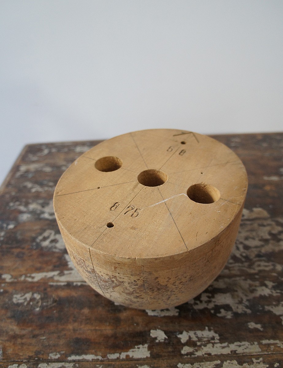 帽子の木型[丸角クラウン・57.6cm]hatblock 木材・板 メゾンド