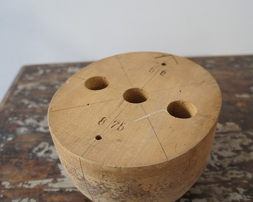 帽子の木型[丸角クラウン・57.6cm]hatblock 木材・板 メゾンド