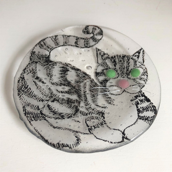 限定販売***ガラス皿まるねこ[しましま・ブラック]土井朋子 RoundplateBlacktabbycat 3枚目の画像