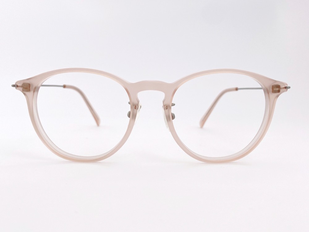 ５サイズから選べる軽量ブルーライトカットめがね