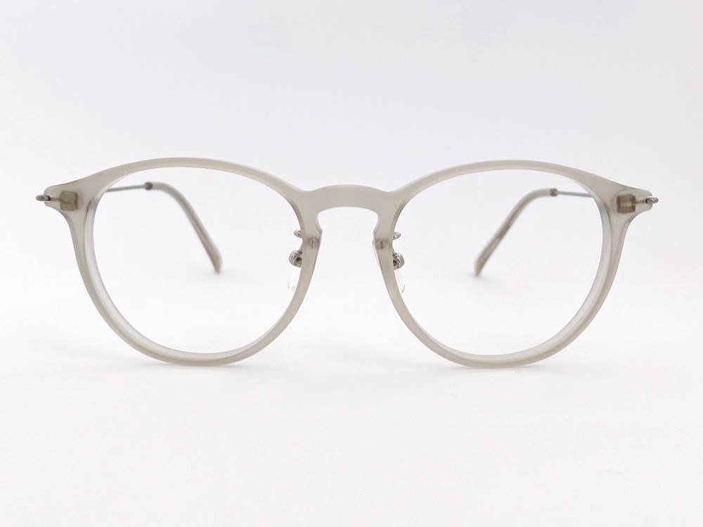 ５サイズから選べる軽量ブルーライトカットめがね