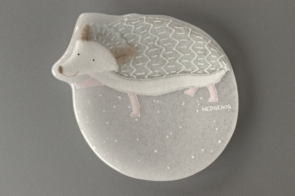 【ガラス】動物小皿 ハリネズミ 白 2枚目の画像