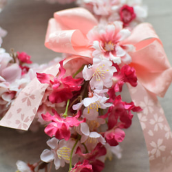 【Creema限定】お家花見♪桜とシンビジウムの薄紅桜リース_これ一つで春満開♪ 2枚目の画像