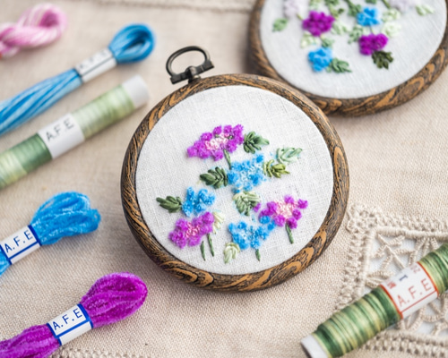 [紫雲作] 刺繍画 紫雲作 手縫い刺繍絵画 日本画｜ 日本画