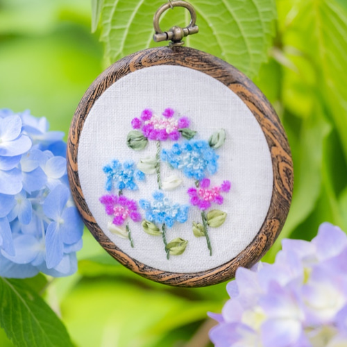 紫陽花の刺繍制作キット_A.F.E19〜6種の手芸素材で簡単に刺繍