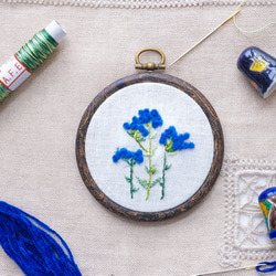 スターチスの花刺繍の制作キット【Art Fiber Endoのモール刺繍糸でつくる花刺繍 6枚目の画像