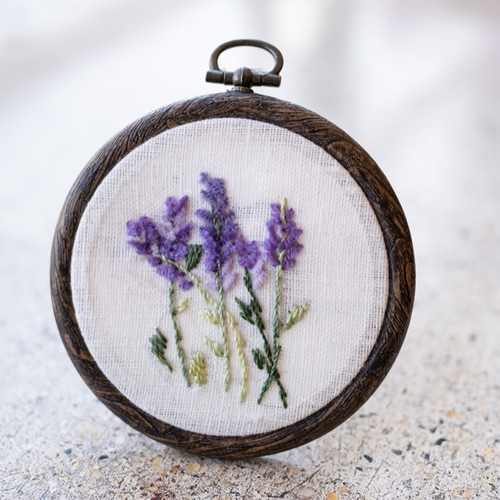 ラベンダーの花の刺繍製作キット_A.F.E 02 〜オリジナルモール糸