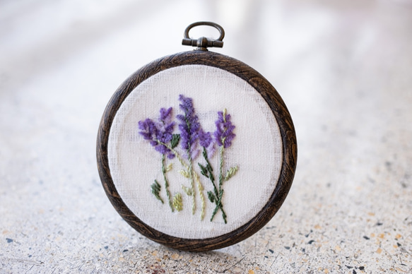 ラベンダーの花の刺繍製作キット_A.F.E 02　 〜オリジナルモール糸で簡単に刺繍できる花刺繍シリーズ〜 2枚目の画像