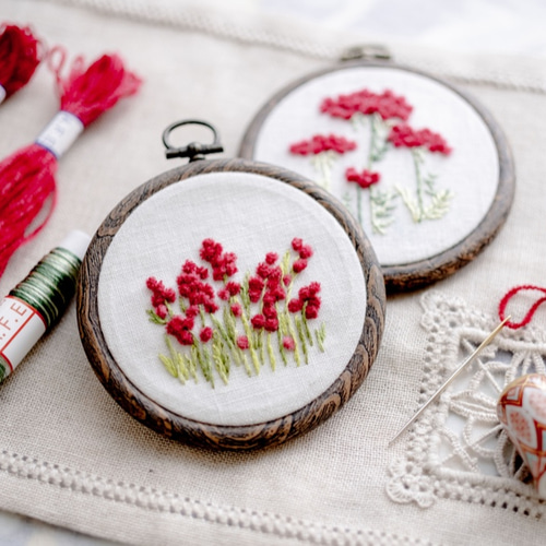 ❤️アカツメクサ花の刺繍製作キット_A.F.E 08 〜オリジナル