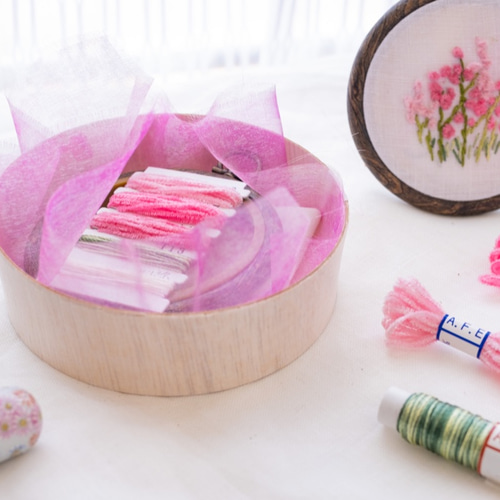 美品✨ハウスオブロータス　ボタニカル刺繍ローブコート　ピンク 美品✨ハウスオブロータス ボタニカル刺繍ローブコート ピンク