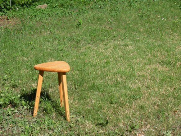 1253 建具屋一筋58年のおじいちゃんの手作りスツール、イス☆けやき 1277建具屋一筋58年のおじいちゃんの手作りサイドテーブル、花台