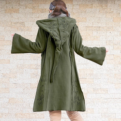 お値下げ＊フリース素材＊ロングとんがり帽子＊フラワーモチーフ刺繍