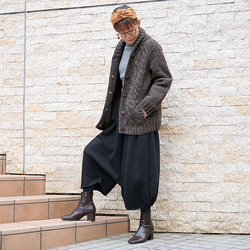 10月18日補貨 x 4 *輕盈保暖 *抓絨內襯 *女性圓潤輪廓 *成人燈籠褲 *黑色 第3張的照片